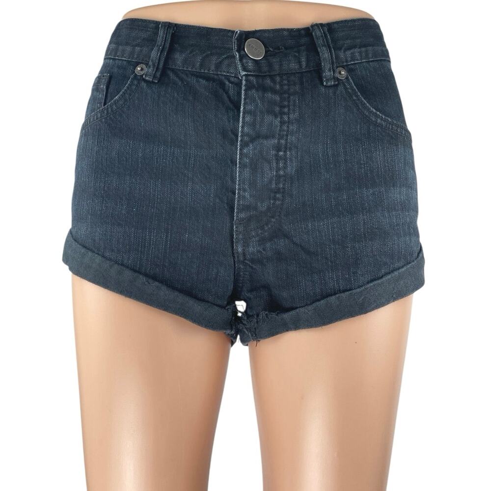 Amuse Society Women's Blue Mid Rise Cuffed Straight Leg Denin Jeans Shorts Sz 26